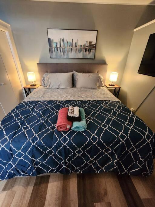 Blue Shark *W7* @ Montrose 1Br Private King Loft Apartment Хюстън Екстериор снимка